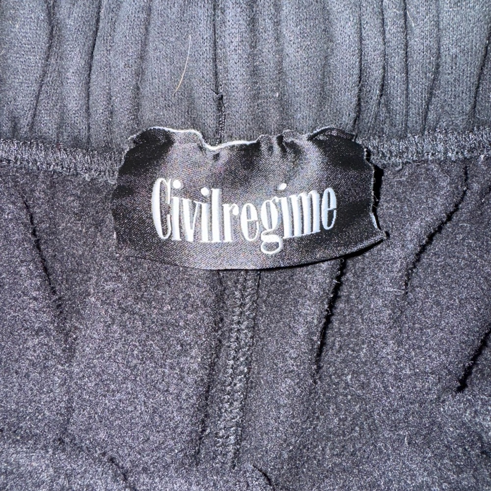 Civil Regime shorts